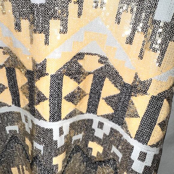 Daytirp Sequin Razor Back Shear Tank Top SIze Medium - Picture 2 of 7